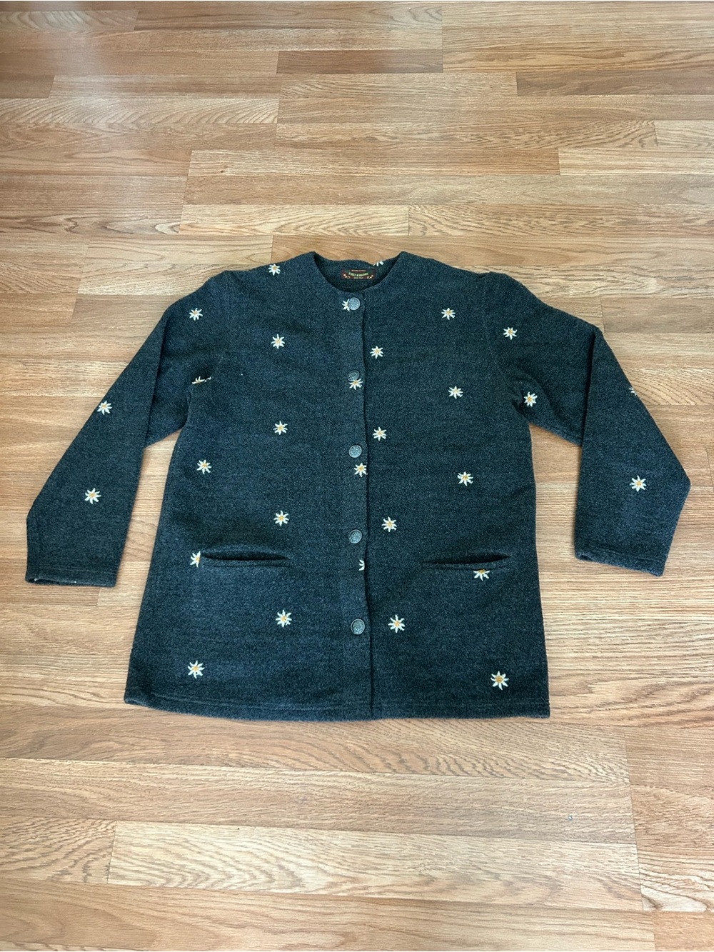 Fort & Madox Women's Black Embroidered Daisy Wool Coat.Size Medium
